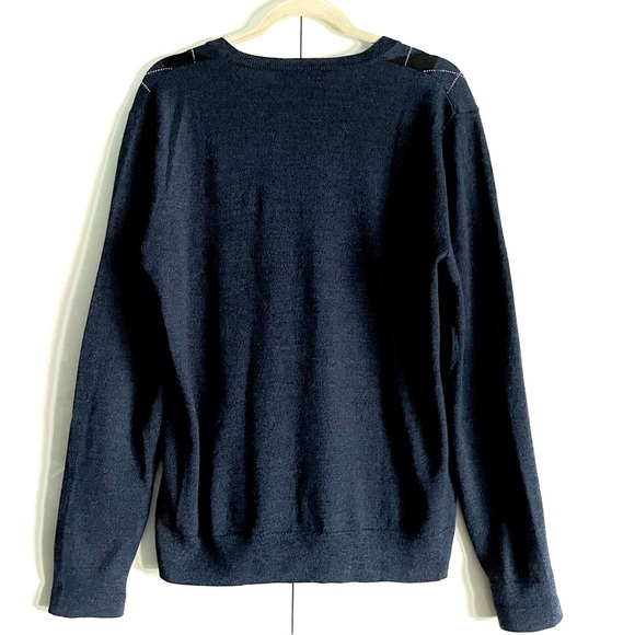 Banana Republic Men's Washable 100% Merino Wool Argyle V-Neck Sweater Size M EUC - Picture 3 of 12